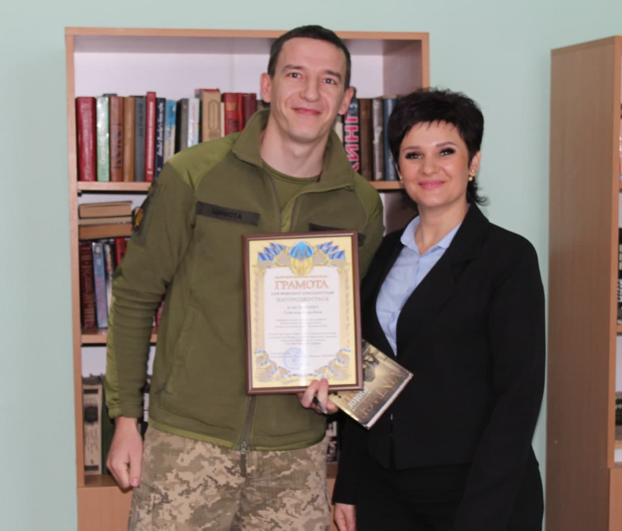 Саф’янівський сільський голова Наталія Тодорова привітала військовослужбовців із Днем Збройних Сил України 19