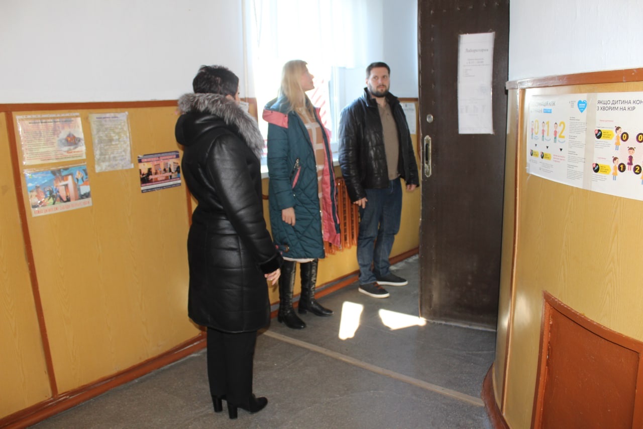 Будівля амбулаторії села Озерне потребує капітального ремонту 9