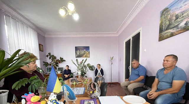 Голова громади відвідала з робочим візитом село Муравлівка 7