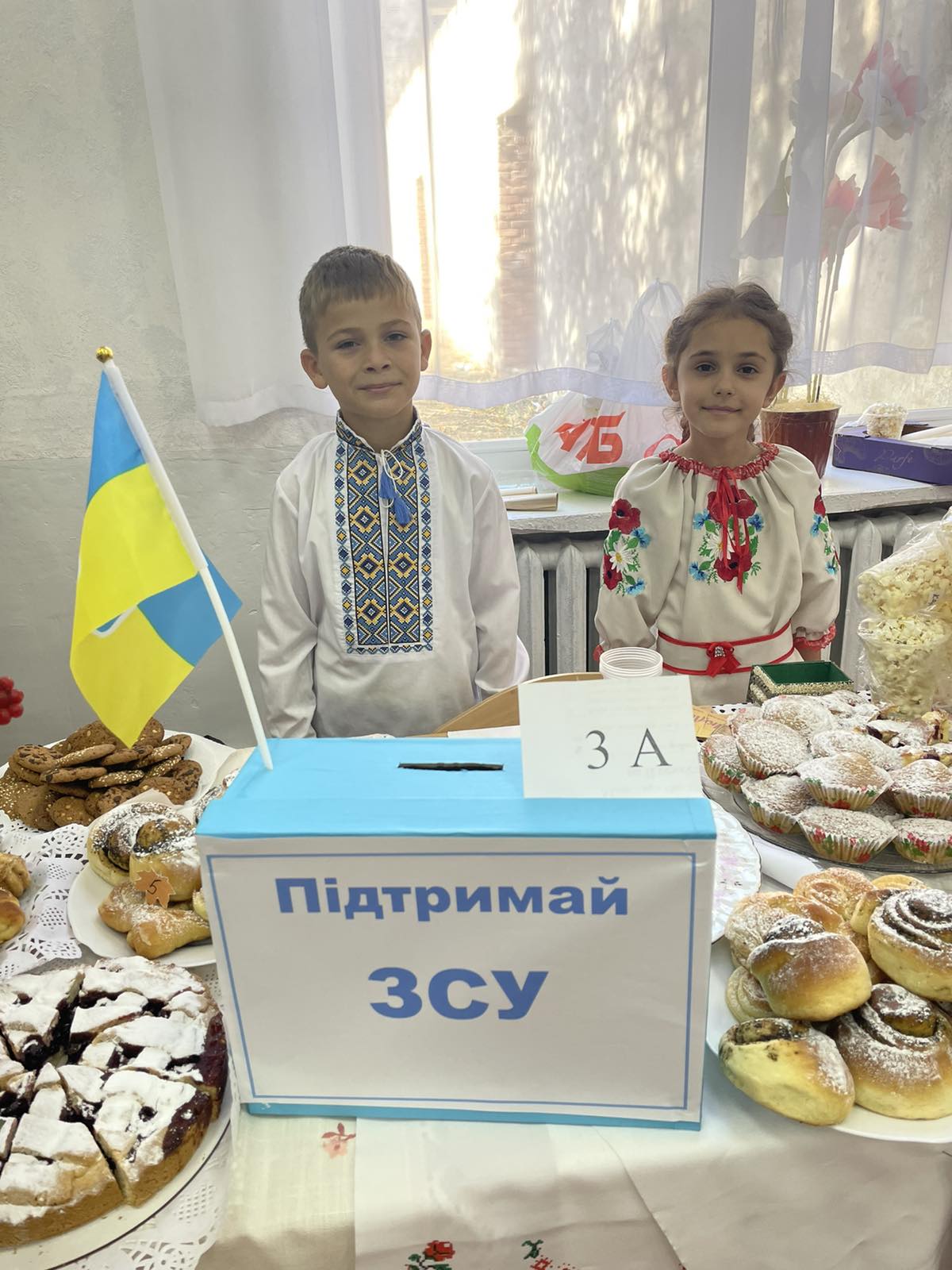 В школах Саф’янівської громади відбулись благодійні ярмарки на підтримку ЗСУ 3