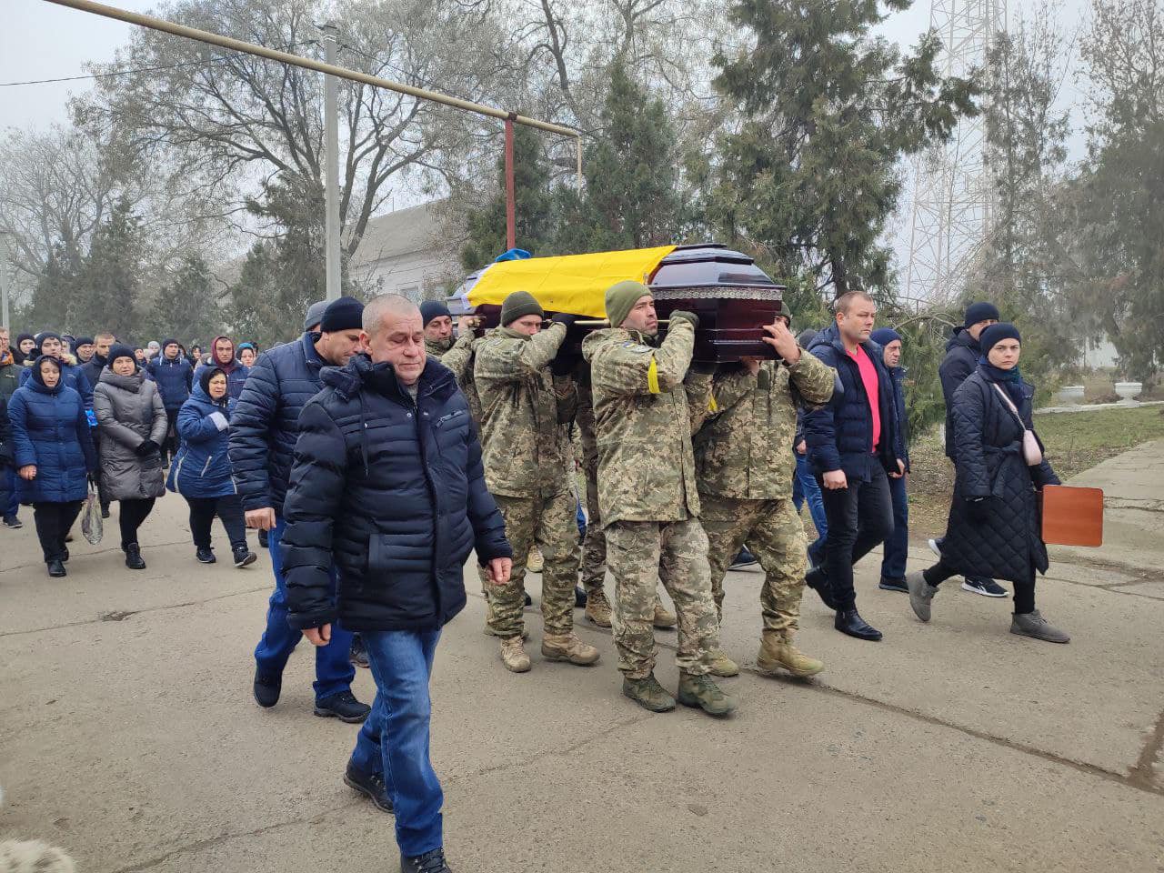 В Саф‘янівській громаді провели в останню путь захисника України 41