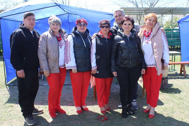 Разом до перемоги: в Саф’янівській громаді відбувся благодійний ярмарок на підтримку ЗСУ 37