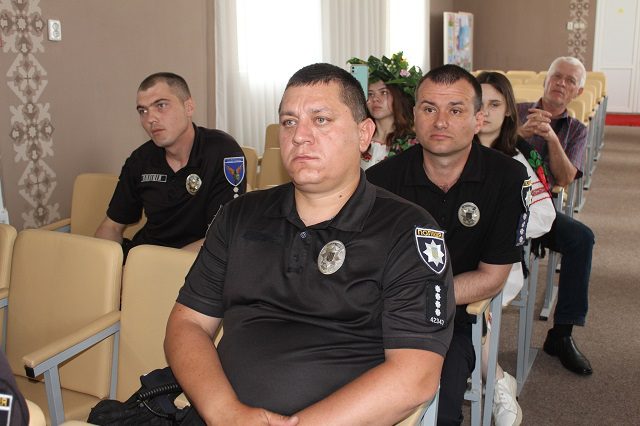 В Саф’янівській громаді вітали поліцейських офіцерів громади з прийдешнім святом 15
