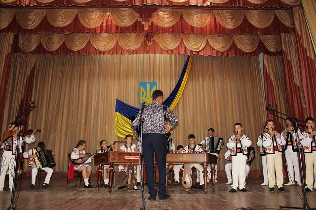 Разом до Перемоги: в селі Утконосівка пройшов благодійний концерт на підтримку ЗСУ 33