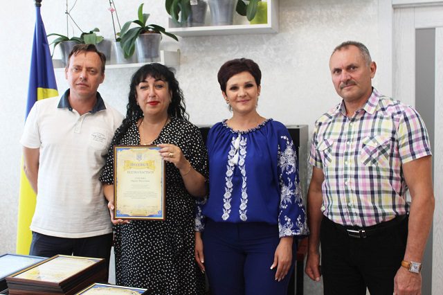 Працівники Саф'янівської територіальної громади приймали вітання з нагоди Дня Конституції України 7