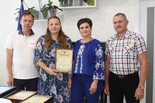 Працівники Саф'янівської територіальної громади приймали вітання з нагоди Дня Конституції України 19
