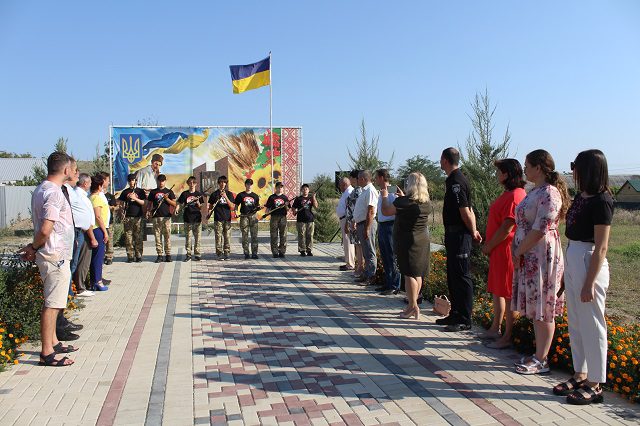 В Саф'янівській громаді урочисто підняли Державний прапор України 23