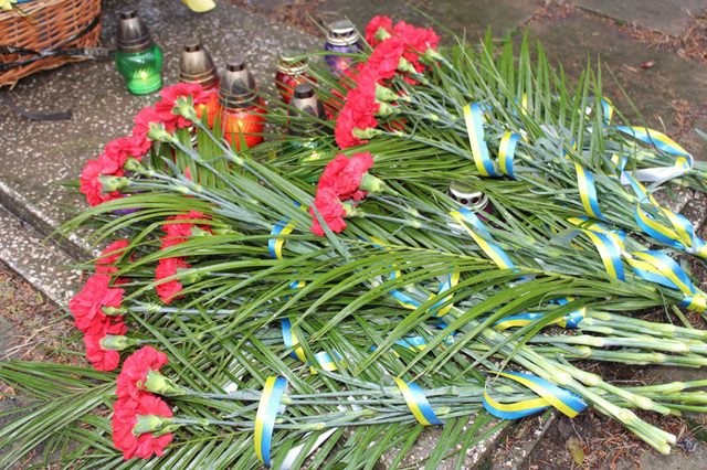 Саф’янівська громада вшанувала пам’ять жертв голодоморів 15